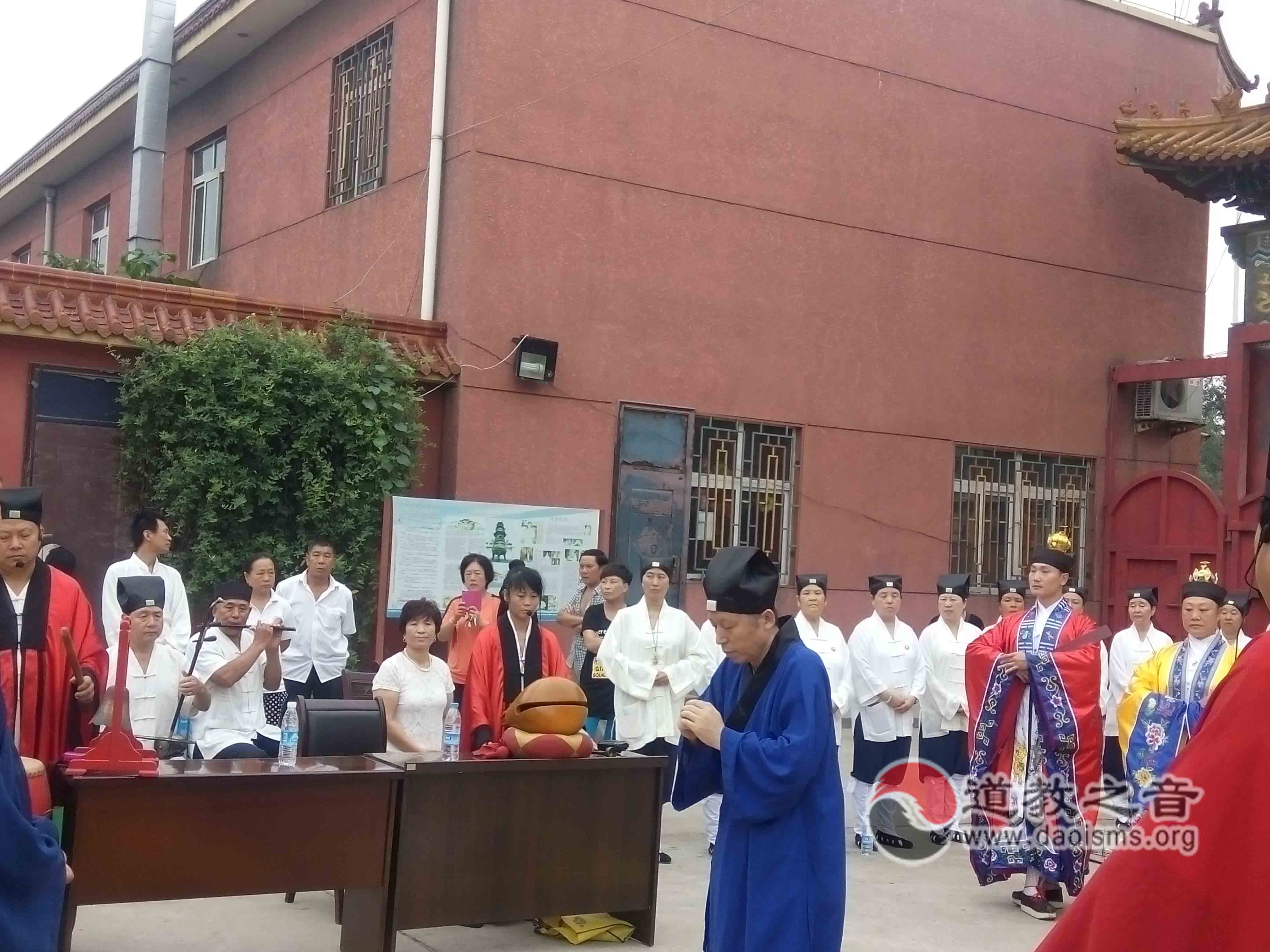 唐山玉清观举行纪念中国人民抗战胜利70周年和平祈祷法会