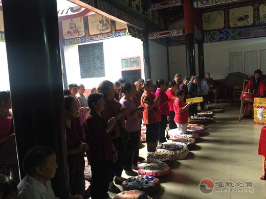 绵阳三台县道教协会举行纪念抗战胜利70周年和平祈福法会