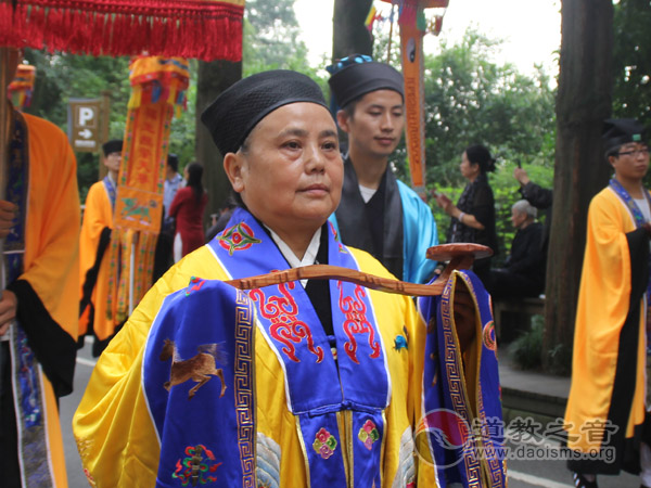 首期坤道班育坤元之美 承奉天量时施母道之仁