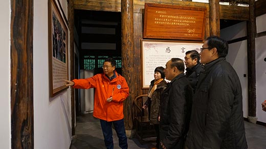 石狮城隍庙为福建登山救援公益事业爱心捐款