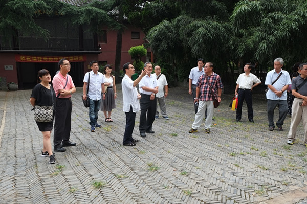中国国民党宜兰县党部参访江苏常州白龙观