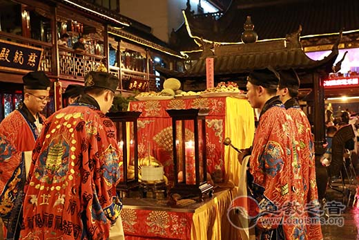 上海城隍庙慈爱功德会举行“中秋·回家”晚会