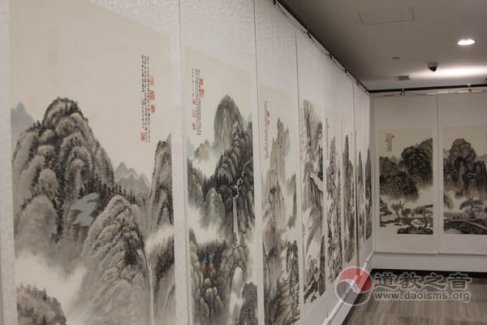 郭三立“清心”图画展在京举行