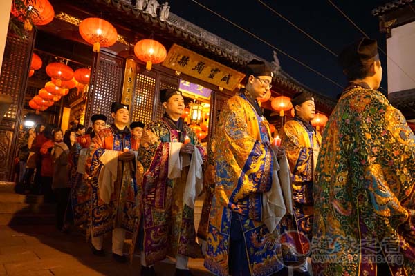 上海城隍庙举办“祈祥纳福”辞旧迎新活动