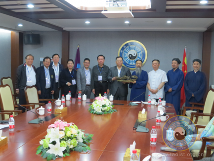 香港道教联合会理事会访京团拜访中国道协