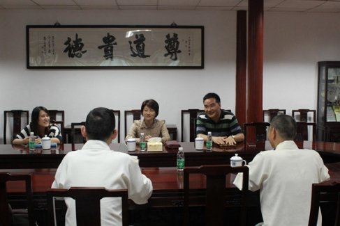 上海市民族宗教委主任花蓓到市道教协会调研