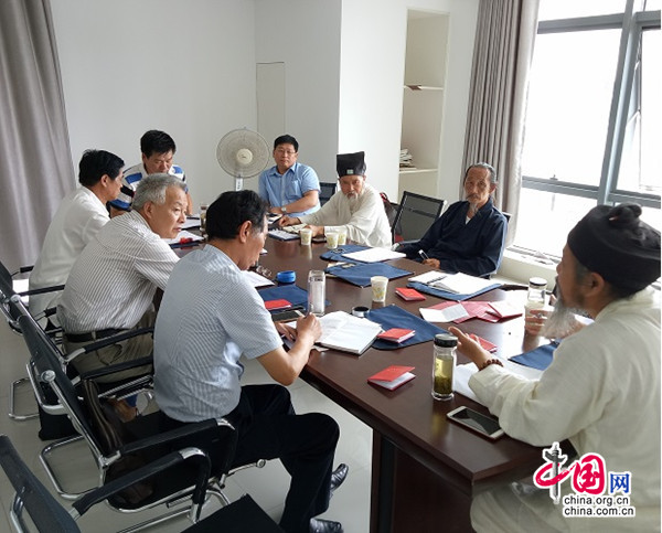 江苏扬州市道协召开第一届四次常务理事会议 
