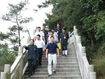 福建省民宗厅厅长到福清调研海峡江南娱乐在线登录账号
学院筹建工作