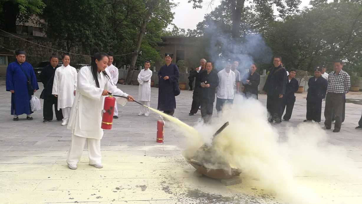 贵州省贵阳市道教协会举办消防安全培训活动