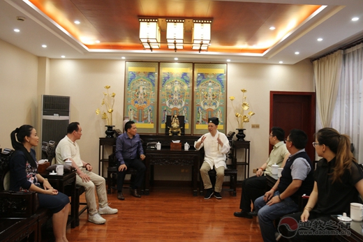 柬埔寨友好客人一行来上海东岳庙参访交流