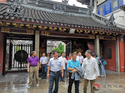 南通市委统战部一行至上海城隍庙参访交流