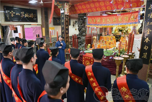 福州裴仙宫联合福州市道协举行升国旗仪式及祭古榕庆典活动