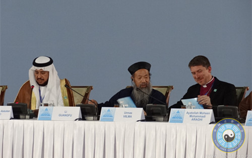 李光富会长率团参加第六届世界与传统宗教领袖大会