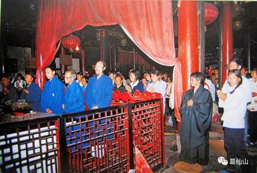 葛仙山举办庆祝中华人民共和国成立70周年摄影展