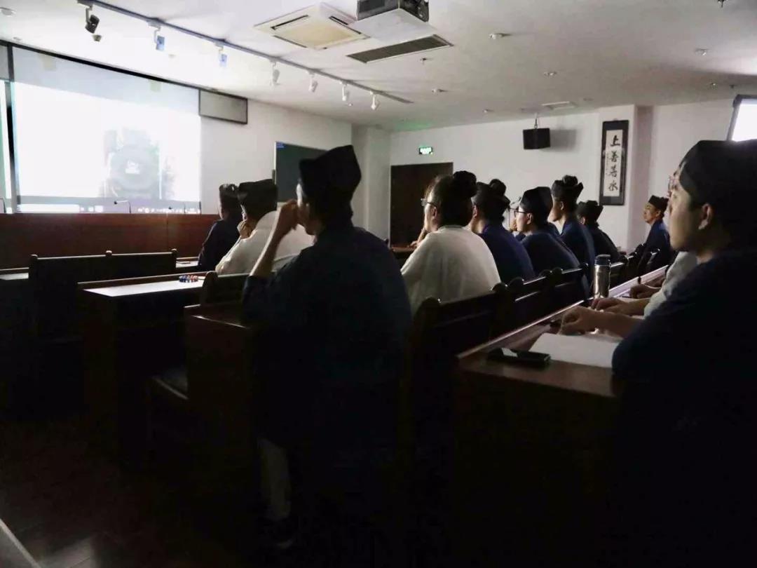 中国江南娱乐在线登录账号
学院组织学员观看《筑梦中国》纪录片