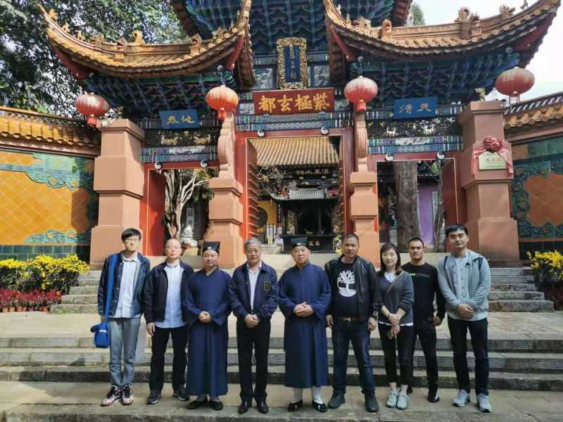 中国宗教学会副会长一行到龙泉观参访交流