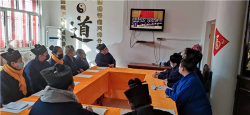 黑龙江省民宗委组织宗教界观看十三届全国人大四次会议开幕