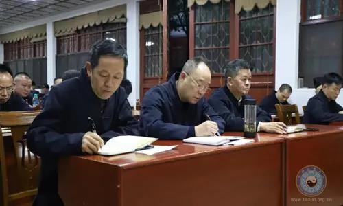 龙虎山道协召开中共党史学习教育活动暨传达学习全国两会精神全山大会