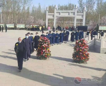 易县太阳宫门墩山烈士陵园清明祭扫活动