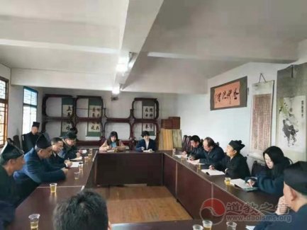 湖南省江南娱乐在线登录账号
协会黄至安会长到怀化基层道协宫观调研