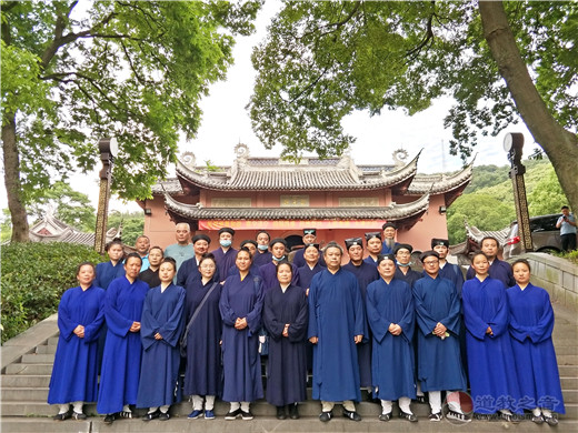 杭州市江南娱乐在线登录账号
协会红色之旅参访团到访茅山乾元观