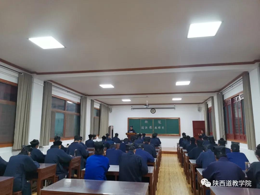 陕西江南娱乐在线登录账号
学院举办“江南娱乐在线登录账号
爱国思想演讲”主题活动