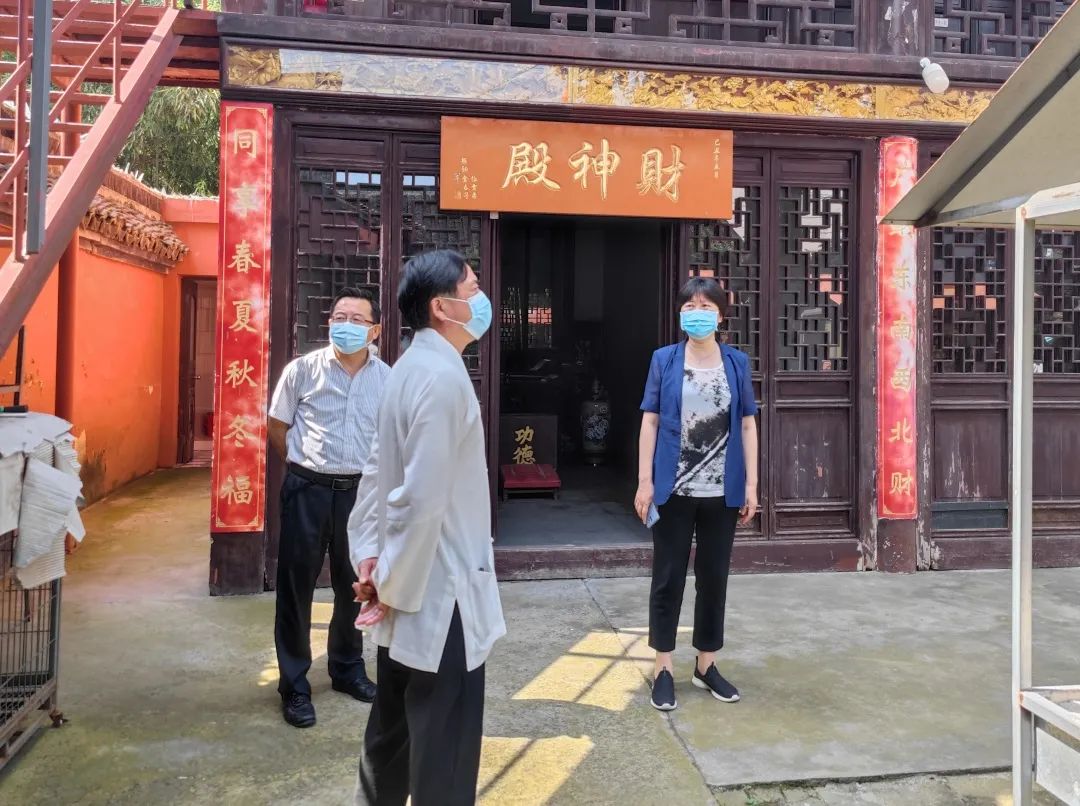 上海市金山区委统战部走访调研宗教活动场所
